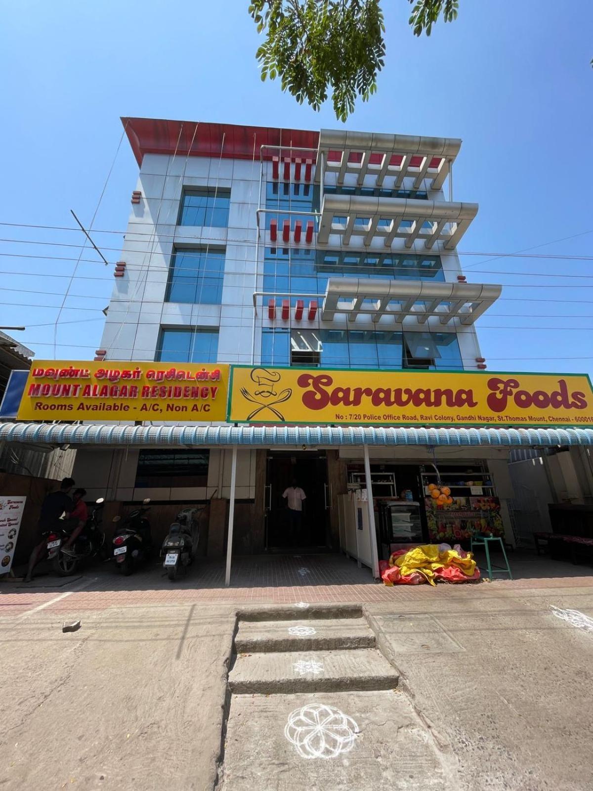 Golden Mount Residency Hotel Madras Buitenkant foto